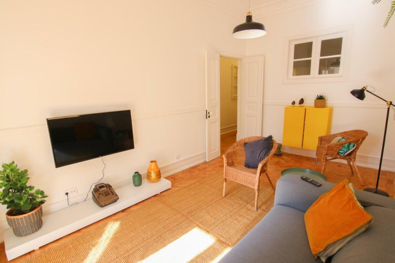 Amazing Apartment Fully Renovated In Center Lissabon Buitenkant foto